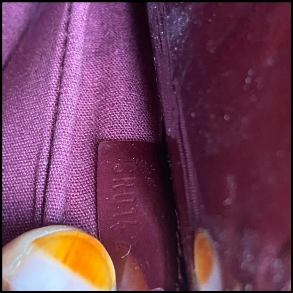 Louis Vuitton Mirada Amarante Vernis Shoul… - Picture 16 of 16